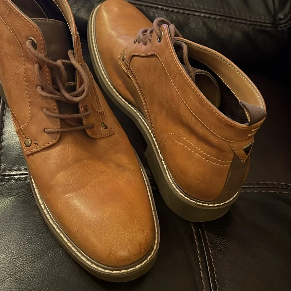 GUESS men’s leath ankle shoes - Picture 8 of 8